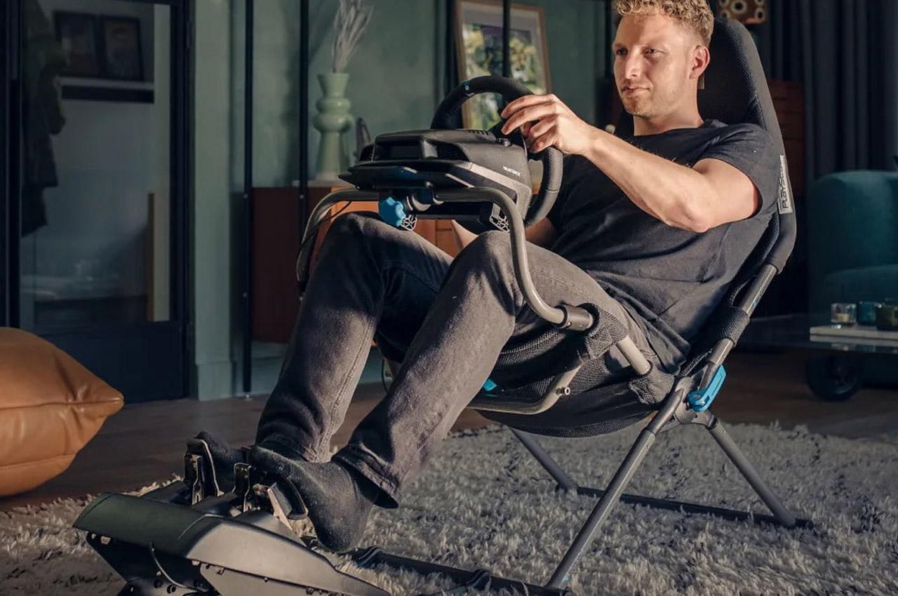 Logitech's lightweight racing chair folds up for easy storage