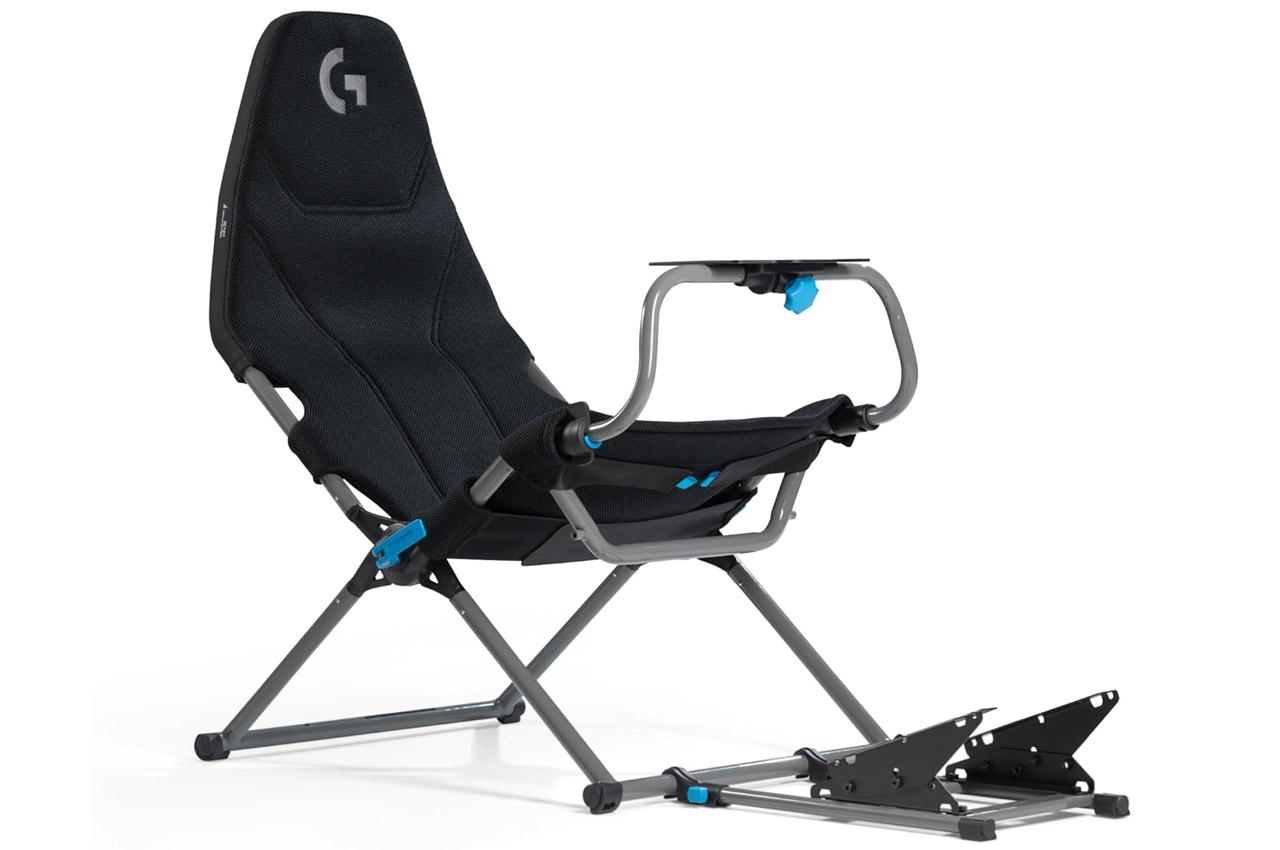 Logitech's lightweight racing chair folds up for easy storage - The Verge