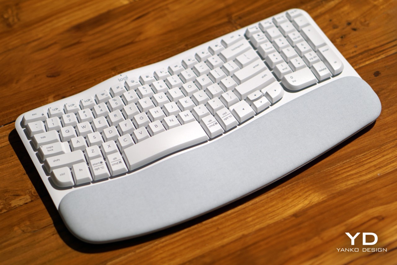 #Logitech Wave Keys Wireless Keyboard Hands-On: Comfortable and Compact, both in Size and Price