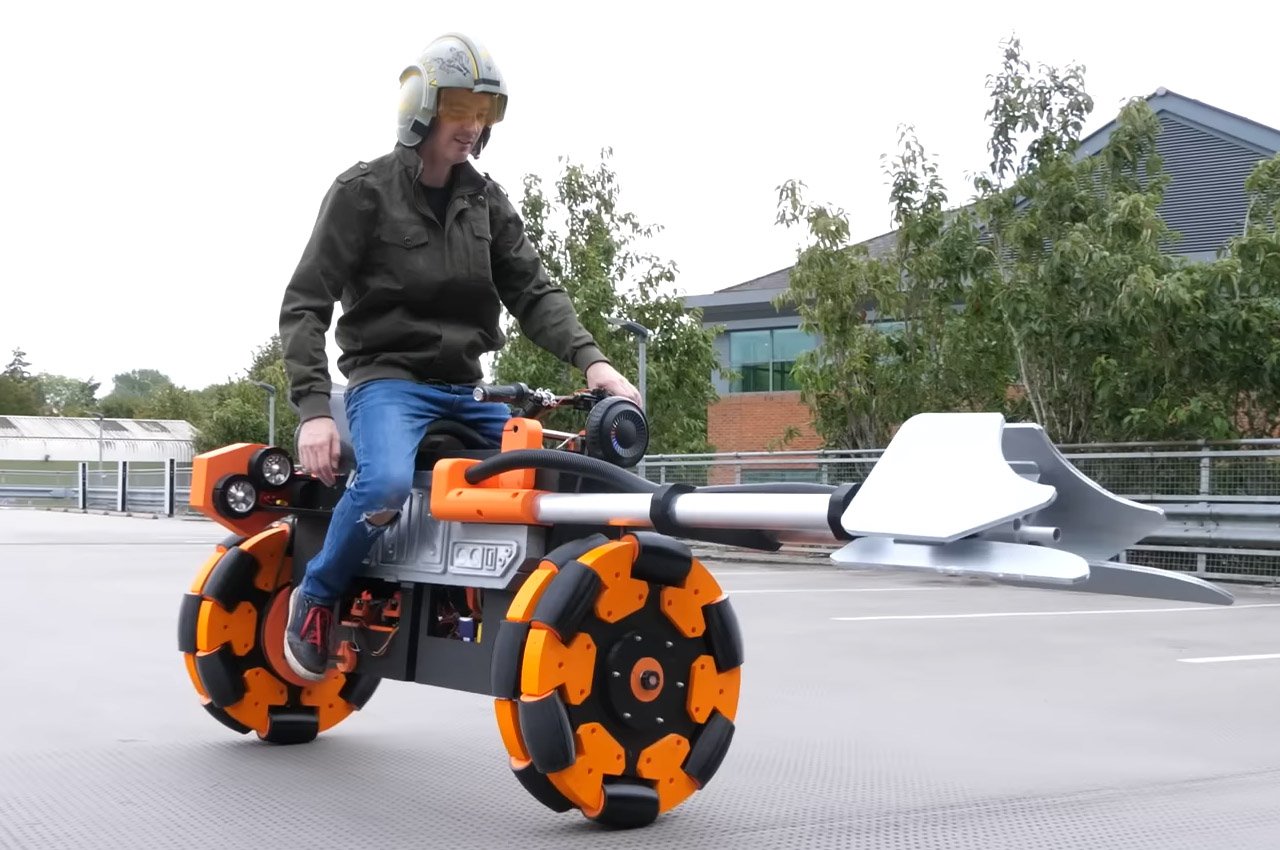 #Inventive DIYer creates Star Wars Speeder bike from hoverboard parts