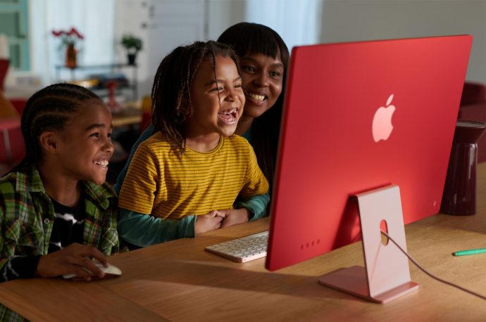 New M3 iMac all-in-one blows its Intel cousins out of the water