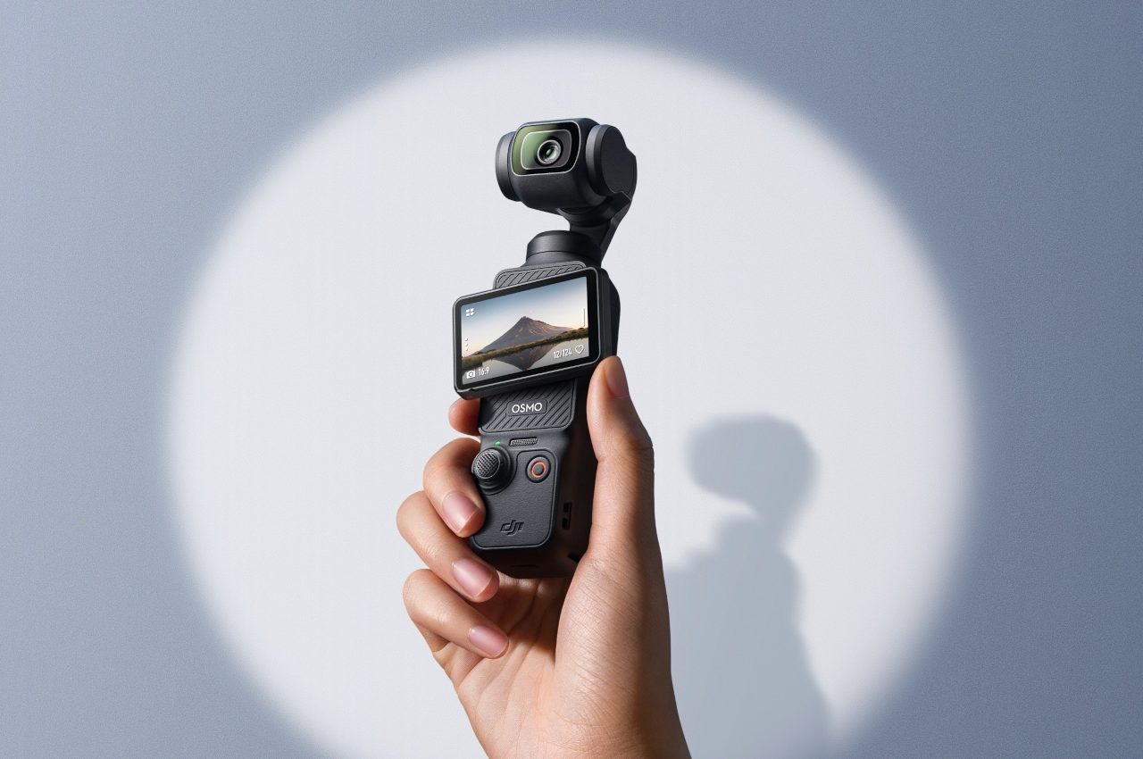 DJI Osmo Pocket 3 - Vlogging Camera with 1'' CMOS&4K/120fps Video