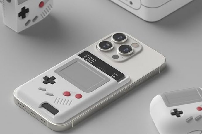 Attach a faux Game Boy magnetic wallet to your iPhone