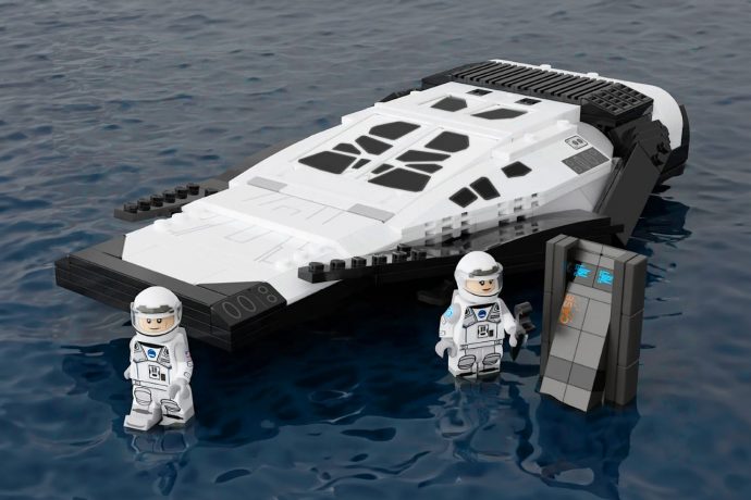 The Iconic Interstellar ‘Miller’s Planet Scene’ gets its own Adorable LEGO Brick Recreation