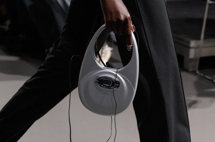 CD-inspired Swipe bag brings aughts nostalgia to your arm