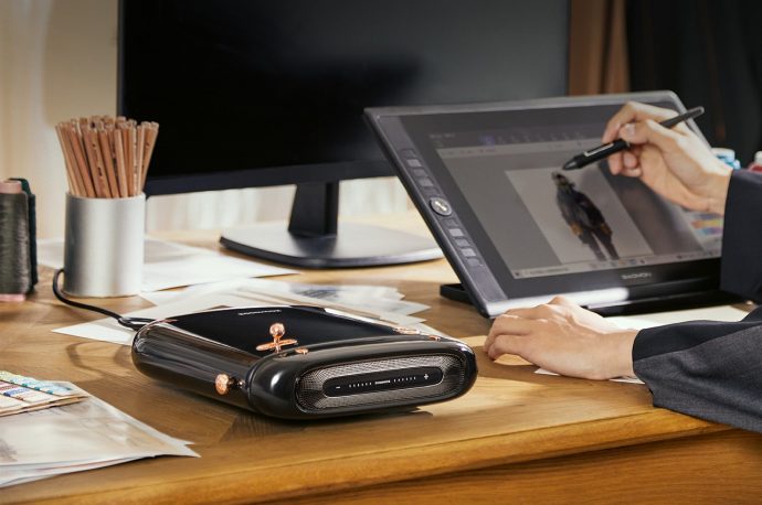 Stylish mini PC with a detachable speaker can be carried like a luxury bag