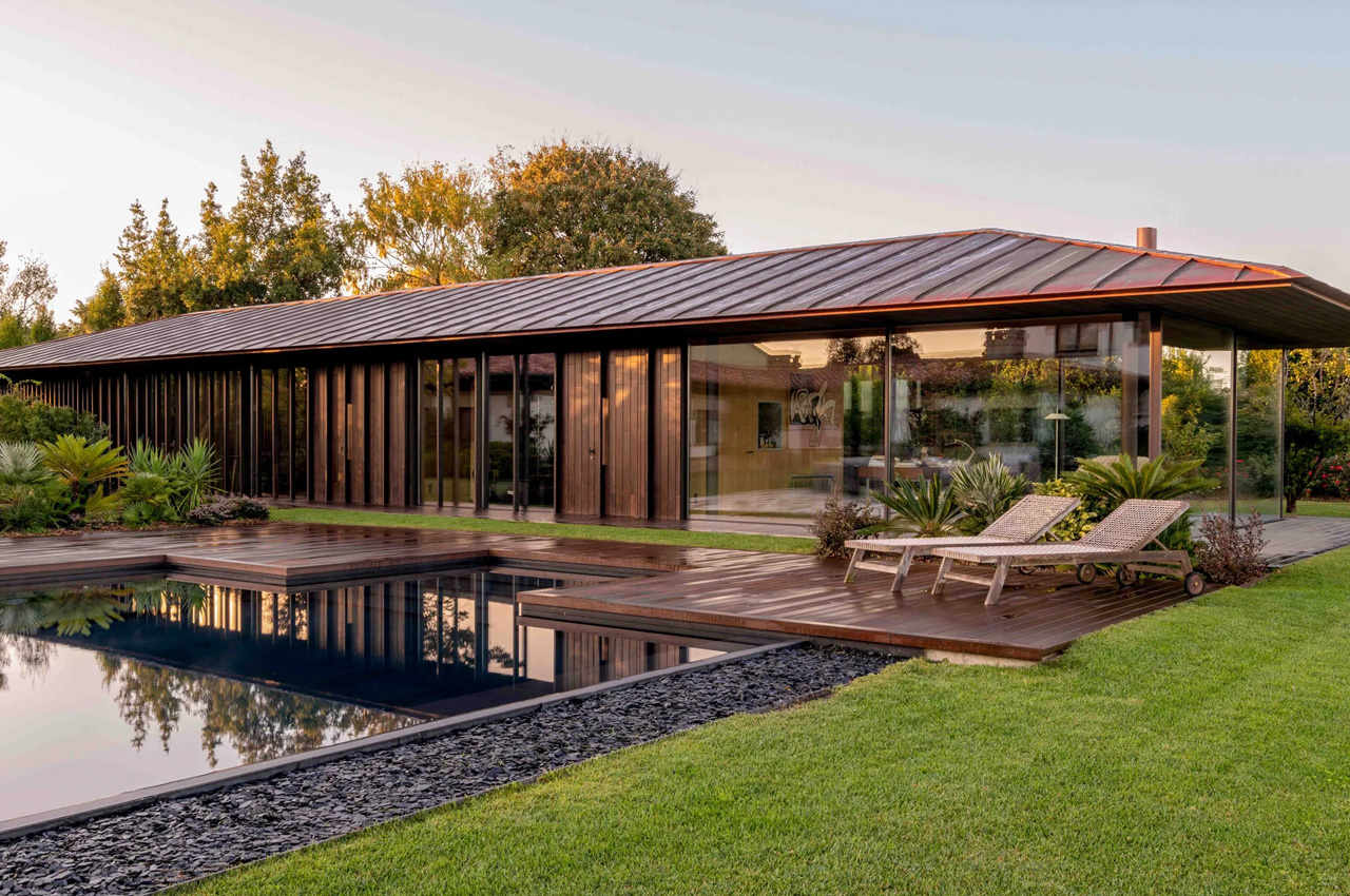 Esta casa con piscina estilo pabellón en el norte de España está inspirada en una filosofía de diseño japonesa: Yango design