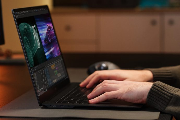 LG gram Pro laptops bring AI chops to lightweight computers, still over 1kg