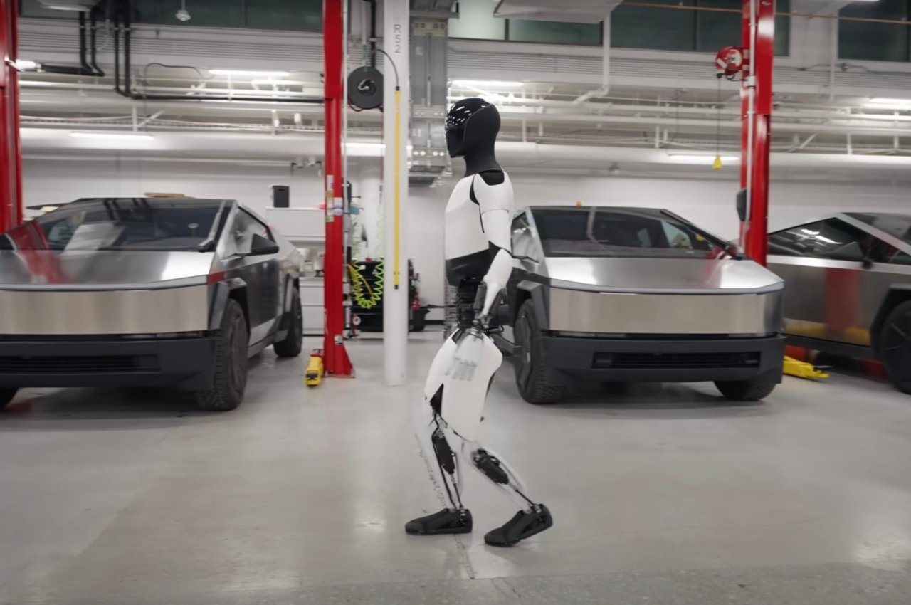 Tesla Unveils Optimus Gen 2: A Leap Forward in Humanoid Robotics