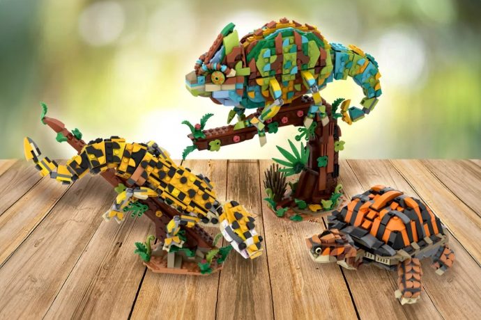 These 1:1 scale LEGO Reptiles are the perfect blend of Creepy and Cool!