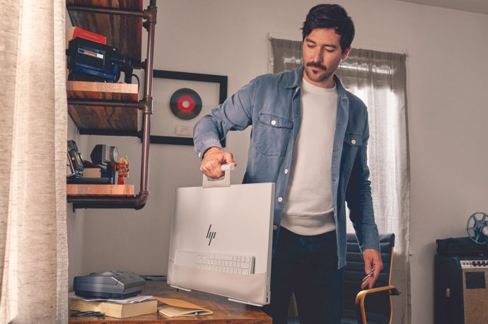 HP Envy Move is a vesatile all-in-one PC that supersedes your laptop in most use-case-scenarios