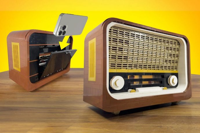 This LEGO Vintage Radio lets you actually play music through your smartphone…