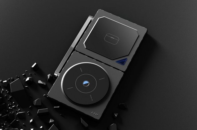 Folding Magsafe wireless charger for iPhone 15 series fits in your pocket