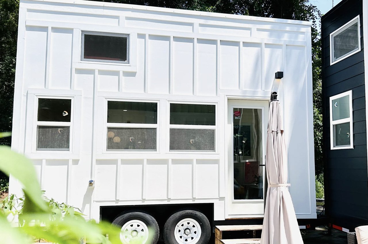 #Super Compact Tiny Home Brings Back The True Micro-Living Experience Back To Us