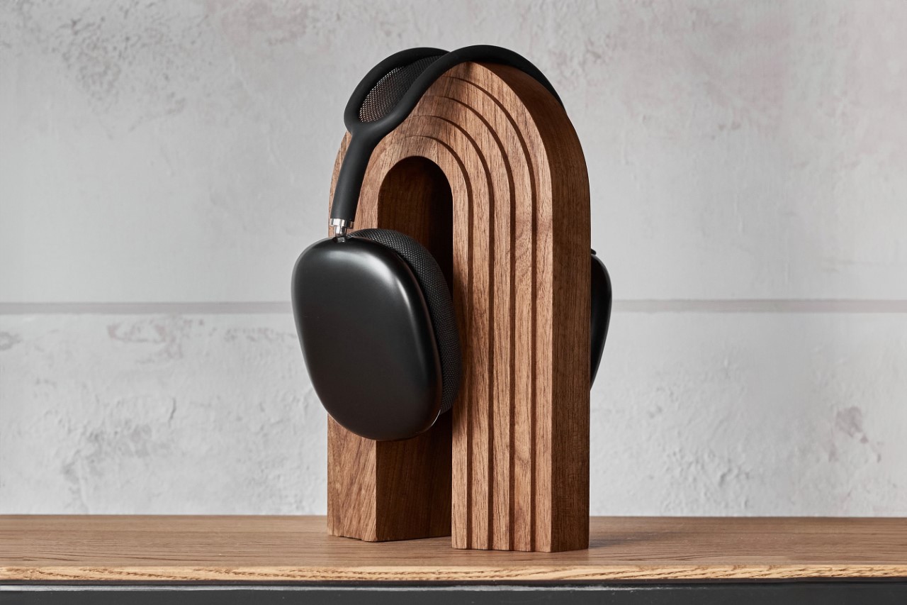 #Gorgeous hardwood Headphone Stand brings a classy minimalism to your tech setup