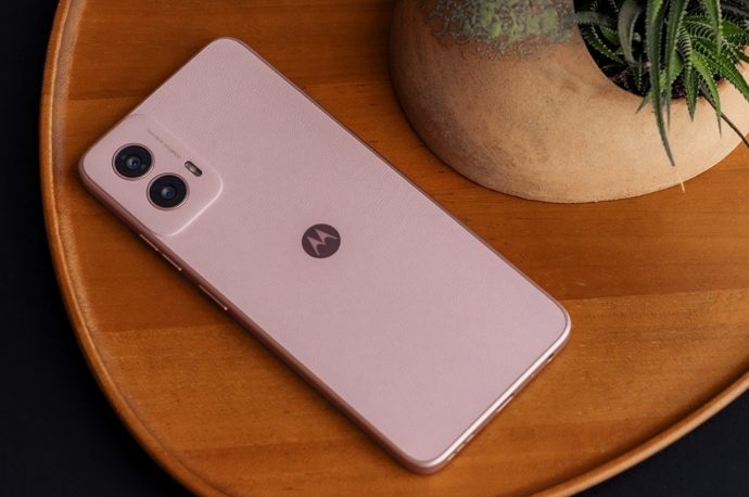Moto G Power 5G (2024) is a budget phone with surprising tricks up its sleeve