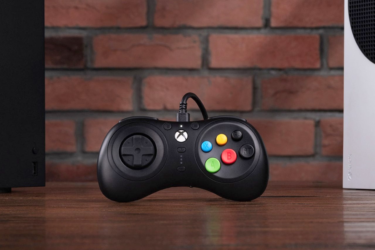 #Retro Wired Controller for the Xbox is a legitimate Blast from the Past
