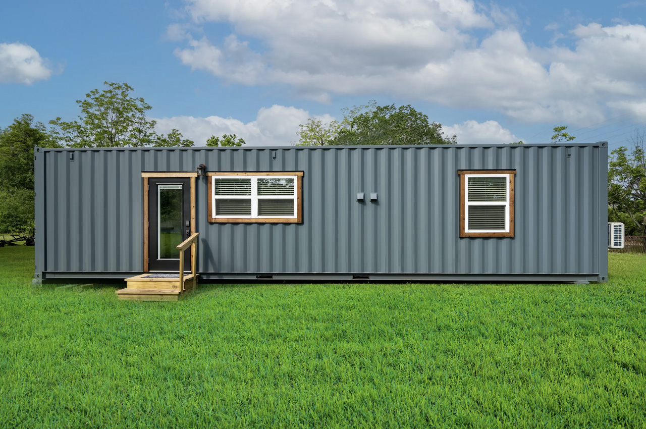 #This Shipping Container-Based Tiny Home Features An Interesting Space Saving Layout