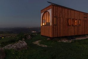 The Timber Craftsmanship On This Off-Grid Tiny Home Is Its Aesthetic USP
