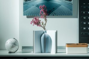 3D vases pop up from this book to add some minimal geometric designs to your home decor