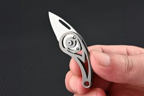 This Tiny $10 Titanium Pocket Knife has the most unique design we’ve ever seen