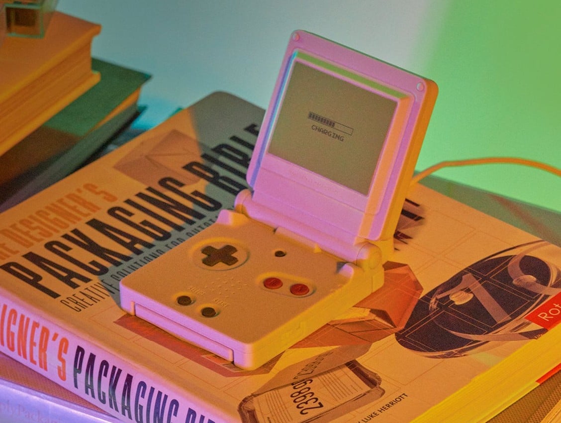 Elago Game Boy style MagSafe iPhone charger looks fun but comes up short