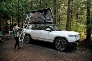 iKamper Skycamp DLX four-person rooftop tent arrives with LED lighting, inflatable mattress, and cork flooring