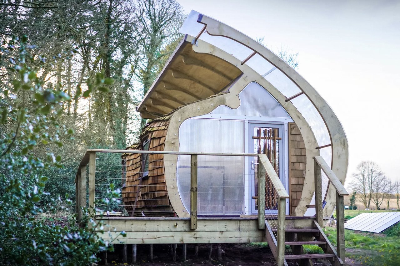 #One-Of-A-Kind Off-Grid Tiny Home Is Inspired By A WWII Airplane