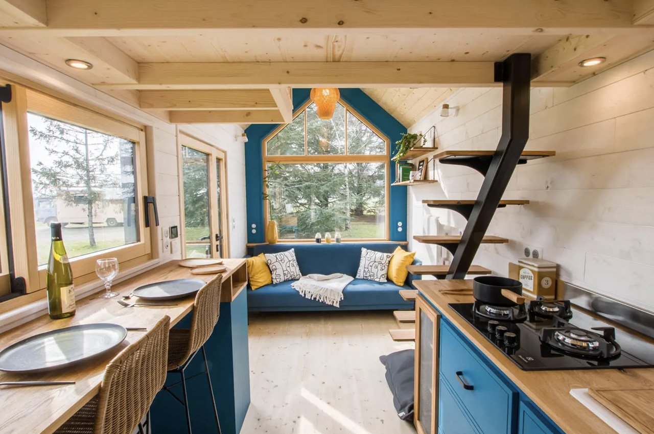 #The Chicorée Tiny Home Is A Flexible House With Cushy Cabin-Like Interiors