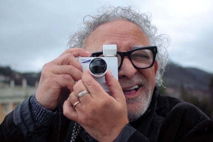World’s Smallest 4K Mirrorless Camera is as tiny as a GoPro and has Interchangeable Lenses