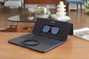 Meet the world’s first Augmented Reality Laptop – the Spacetop G1
