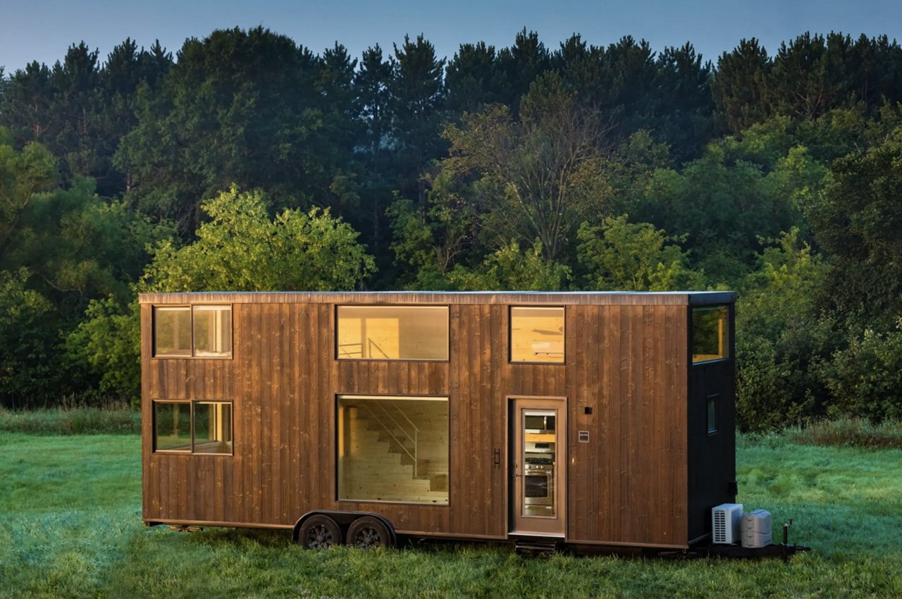 #Japanese-Inspired Tiny Home Redefines Spaciousness and Light-Filled Living in Micro-Housing