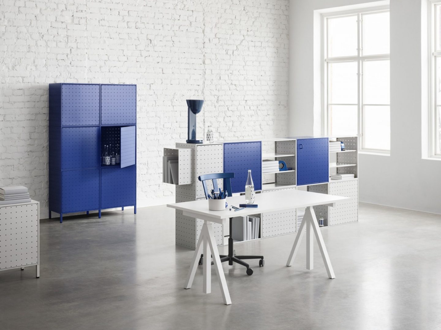 Modular office furniture brings the freedom and flexibility of LEGO to the workplace