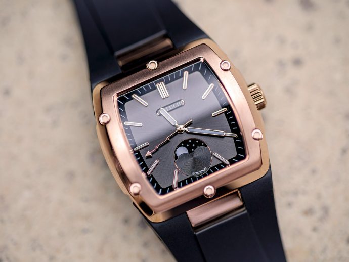 The Valuchi Moonphase Expedition Watch brings back a timeless design in a world saturated with tech