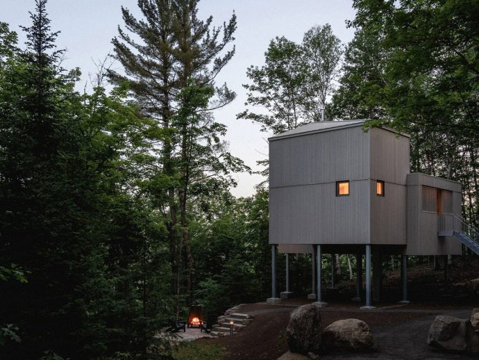 This Micro-Chalet In The Canadian Woodlands Seems To Float Amidst The Tree Canopies
