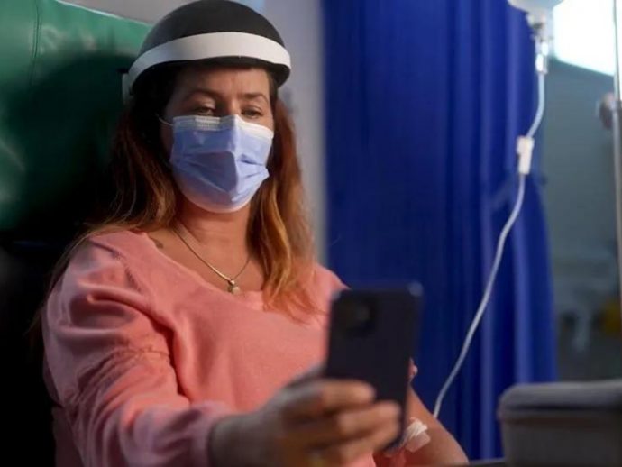 Helmet helps mitigate hair loss for cancer patients undergoing chemotherapy