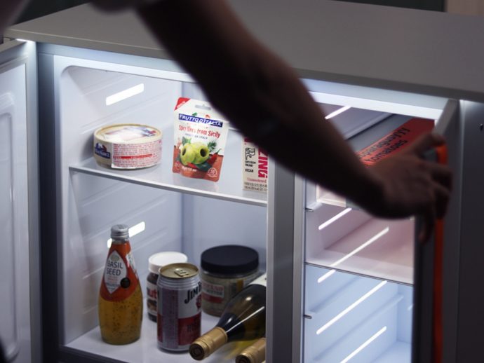 Sustainable refrigerator concept turns it into a “Food Station”
