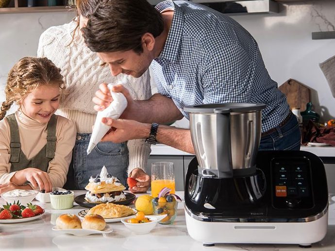 Top 10 Smart Kitchen Appliances To Streamline Meal Prep & Change The Way You Cook At Home