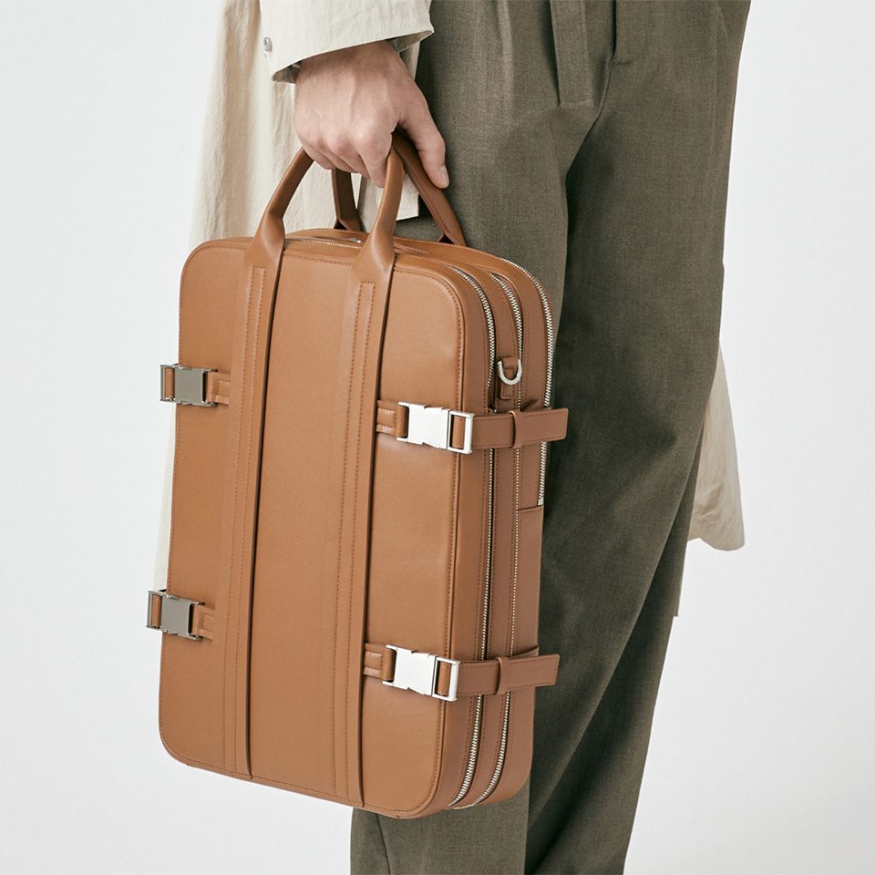 This Shape-shifting 3-in-1 Urban Backpack Is Your Ultimate EDC
