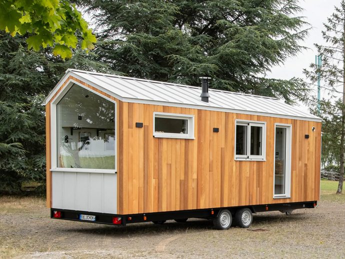 Baluchon’s Single-Story Tiny Home Arranges Everything On One Open-Layout Level