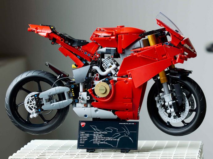 LEGO recreates Ducati Panigale V4 S racer in a stunning 1:4 miniature version