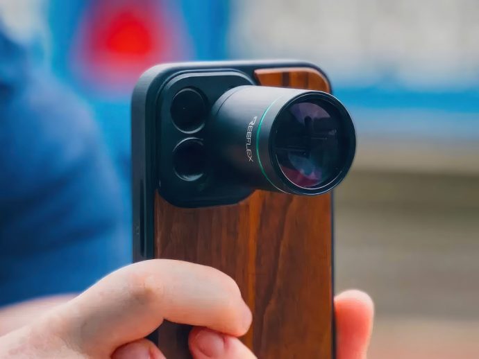 The Best Camera Lens for iPhone 16? Meet The Reeflex Super Telephoto 240mm Lens with 10x Zoom