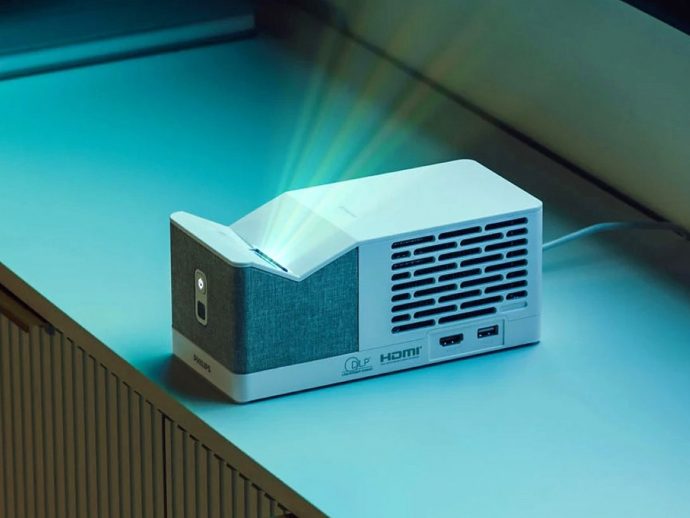 Top 10 Innovative Gadgets That Are Essential Home Upgrades For Tech-Savvy Homeowners