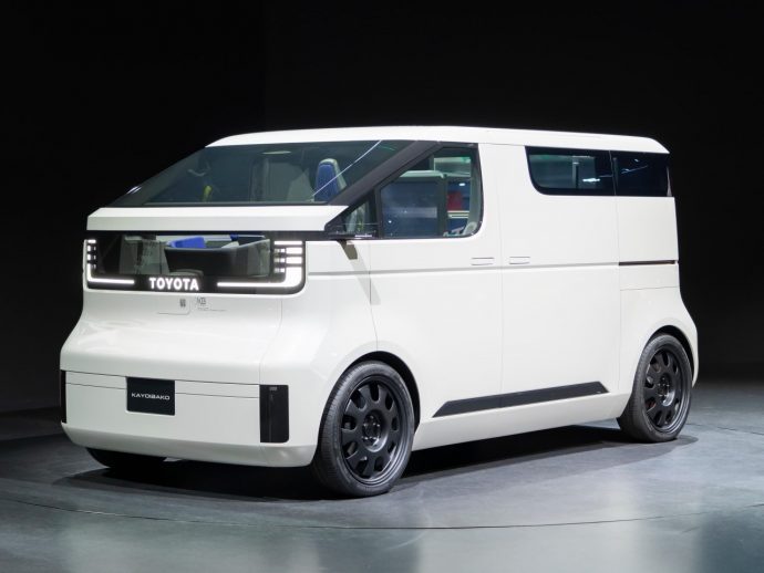 10 Best Must-Have Essentials For Modern Motorhome Dwellers