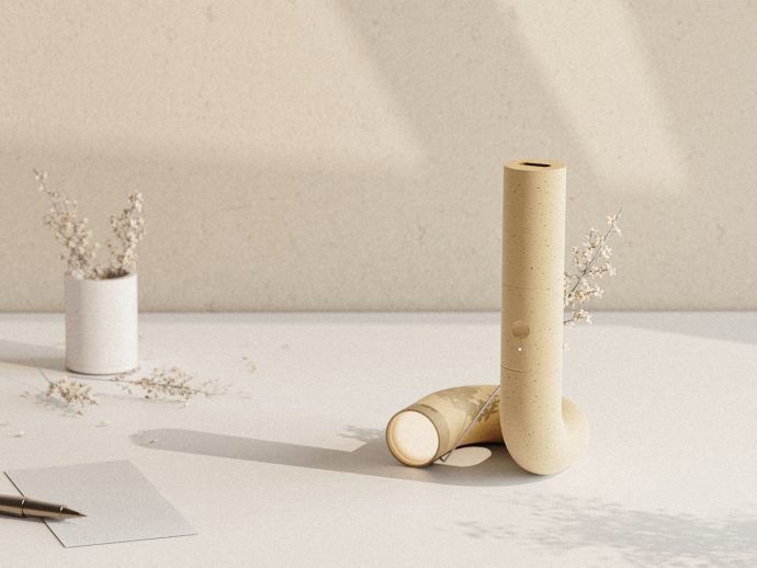 Handheld vacuum concept doubles as mood lighting and an ikebana vase for your desk
