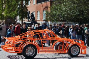 Life-sized Porsche 934 sculpture by Benedict Radcliffe is worthy of a passionate collector’s garage