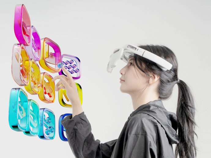 Mixed reality headband concept offers a simple solution to a common usability problem