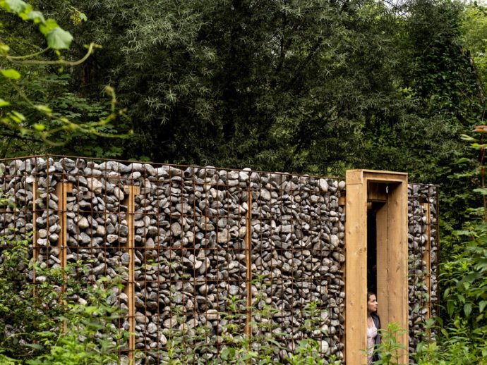 Refuge of Stones is a threshold to make you meditate on cyclical nature of the river