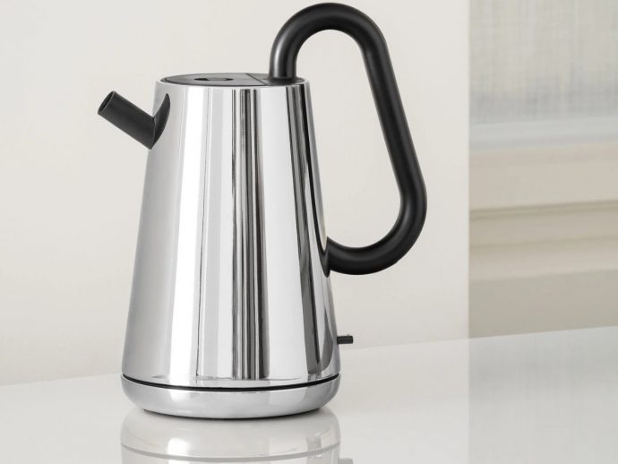 Alessi’s Toru kettle brings a different minimalist twist to the appliance