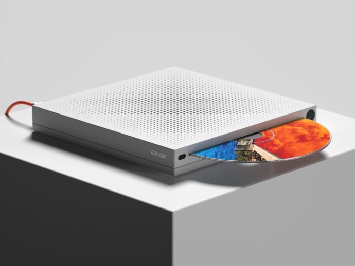 Minimalist CD player concept brings a much-needed touch of elegance to a common object
